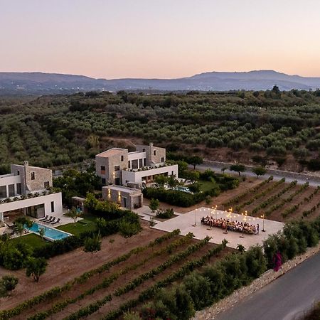 Citrus Grove Luxury Villas Skaleta Bagian luar foto