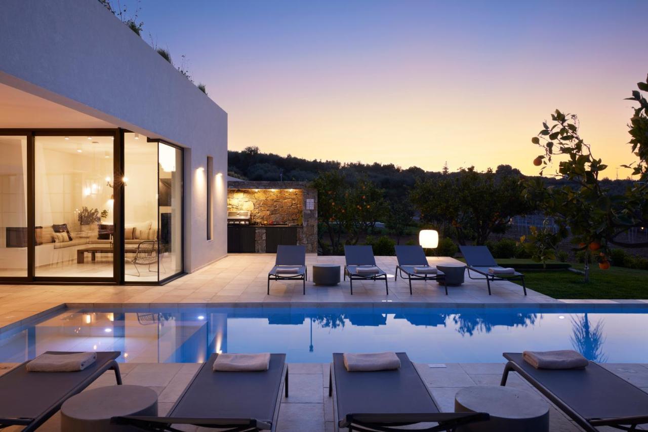 Citrus Grove Luxury Villas Skaleta Bagian luar foto